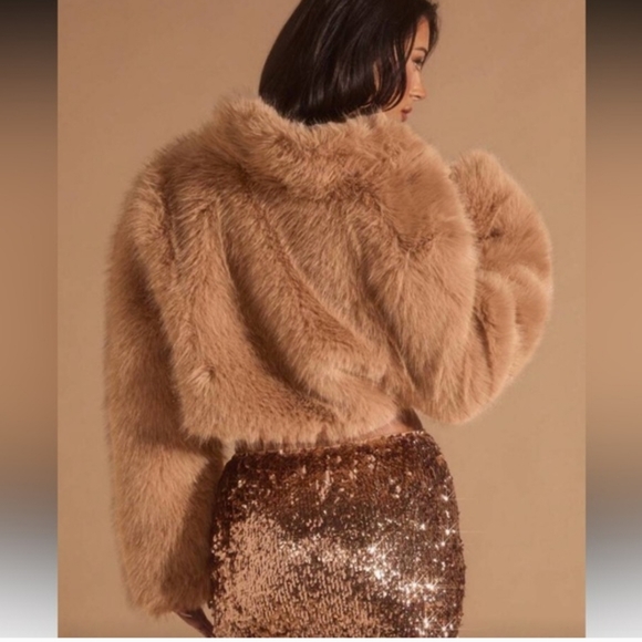 Women's Tan Faux Fur Jacket - Picture 2 of 8